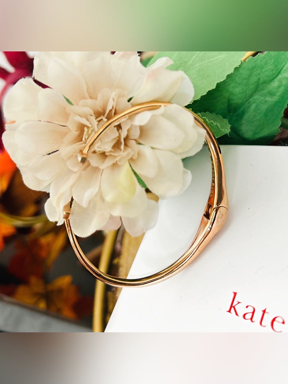♠️Kate Spade- Rose Gold Crystal T-Bar Hinged Bracelet - Picture 6 of 9
